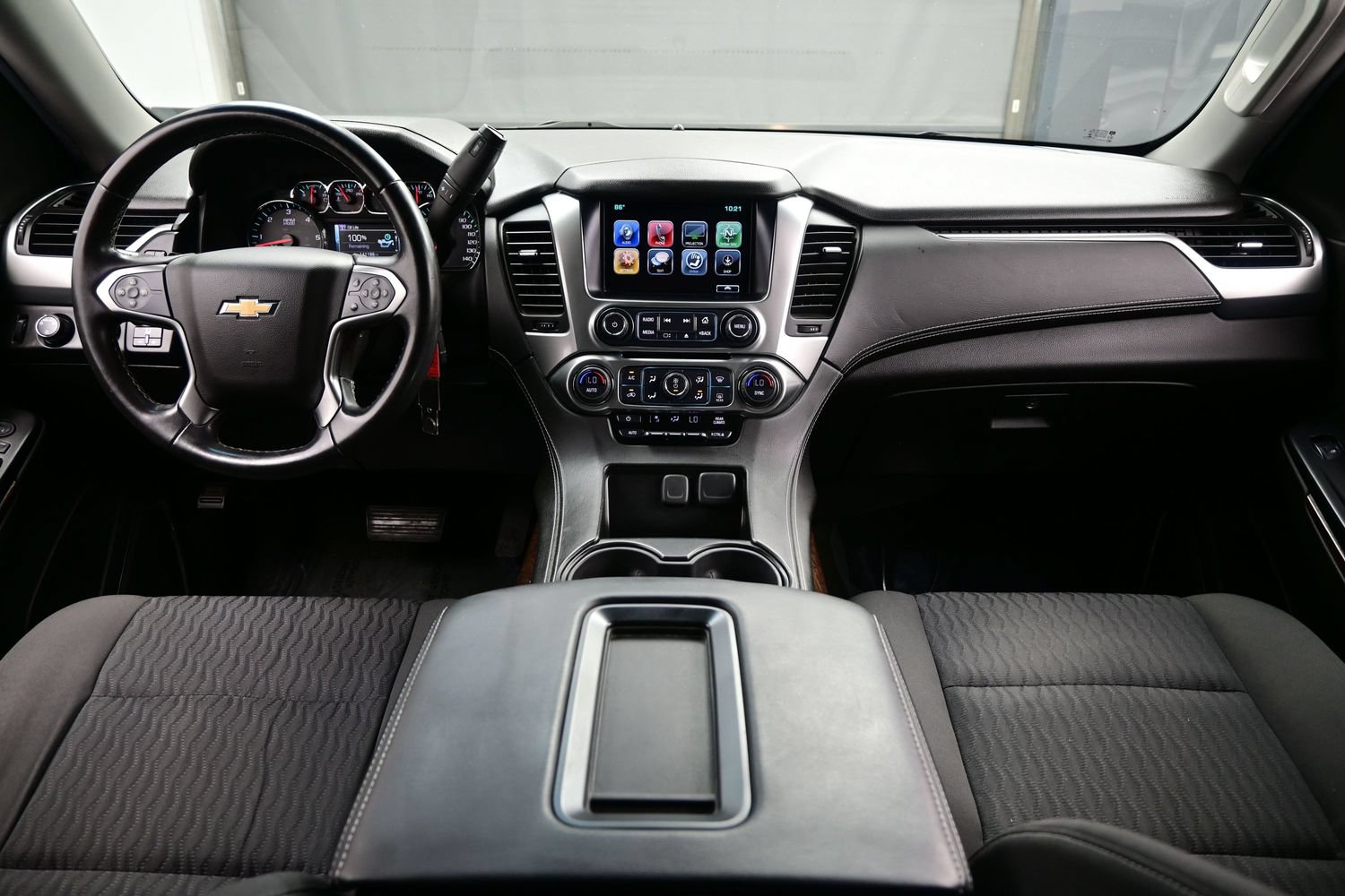 Used 2017 Chevrolet Tahoe LS w/ All-Season Package AWD/4WD image 18