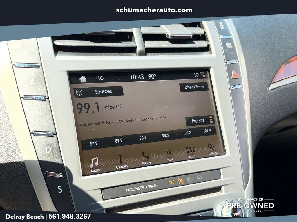 Used 2017 Lincoln MKZ Reserve FWD image 19
