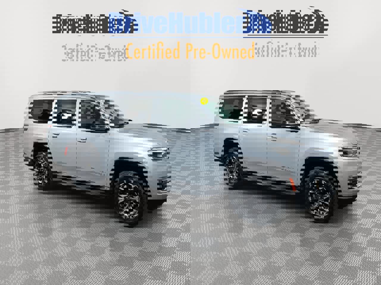 Used 2024 Jeep Wagoneer L Series III w/ Flexible Seating Group image 8