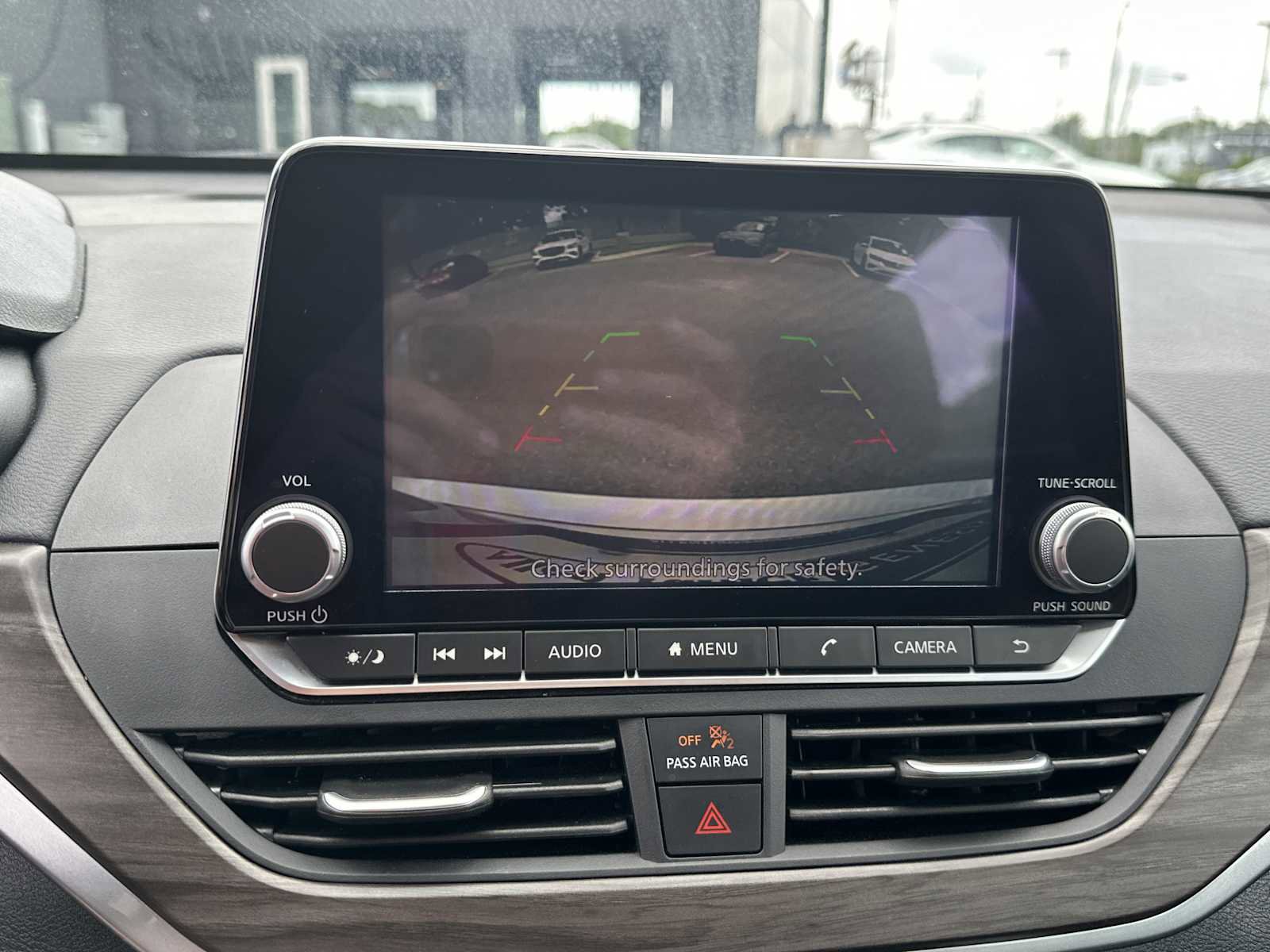 Used 2025 Nissan Altima 2.5 SV FWD image 18