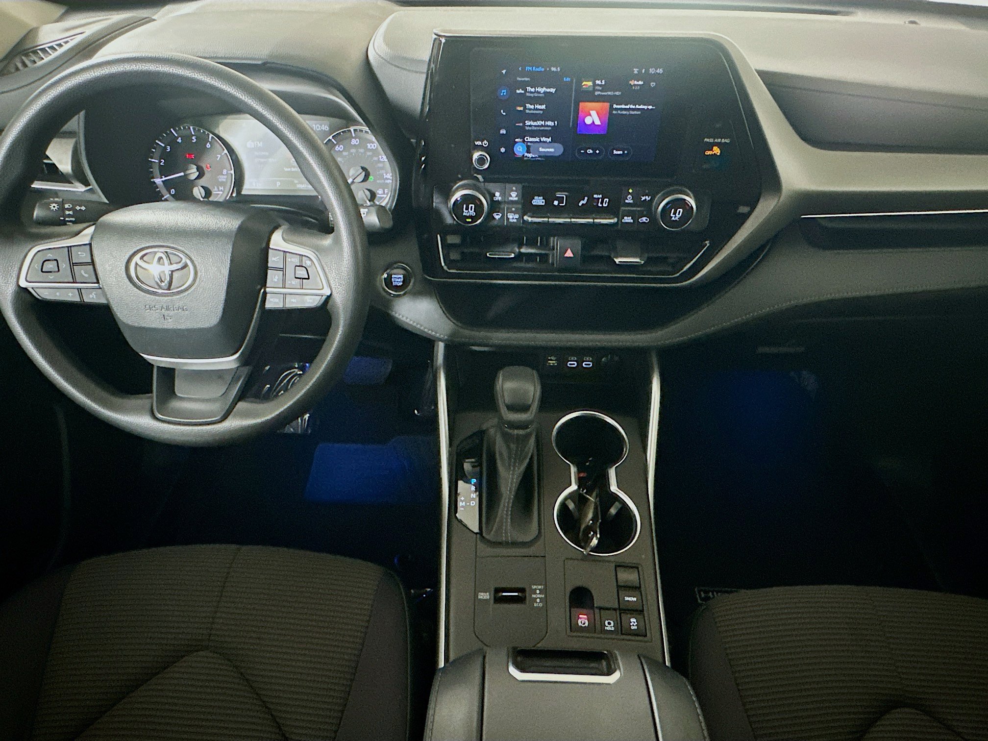 Used 2023 Toyota Highlander L FWD image 27
