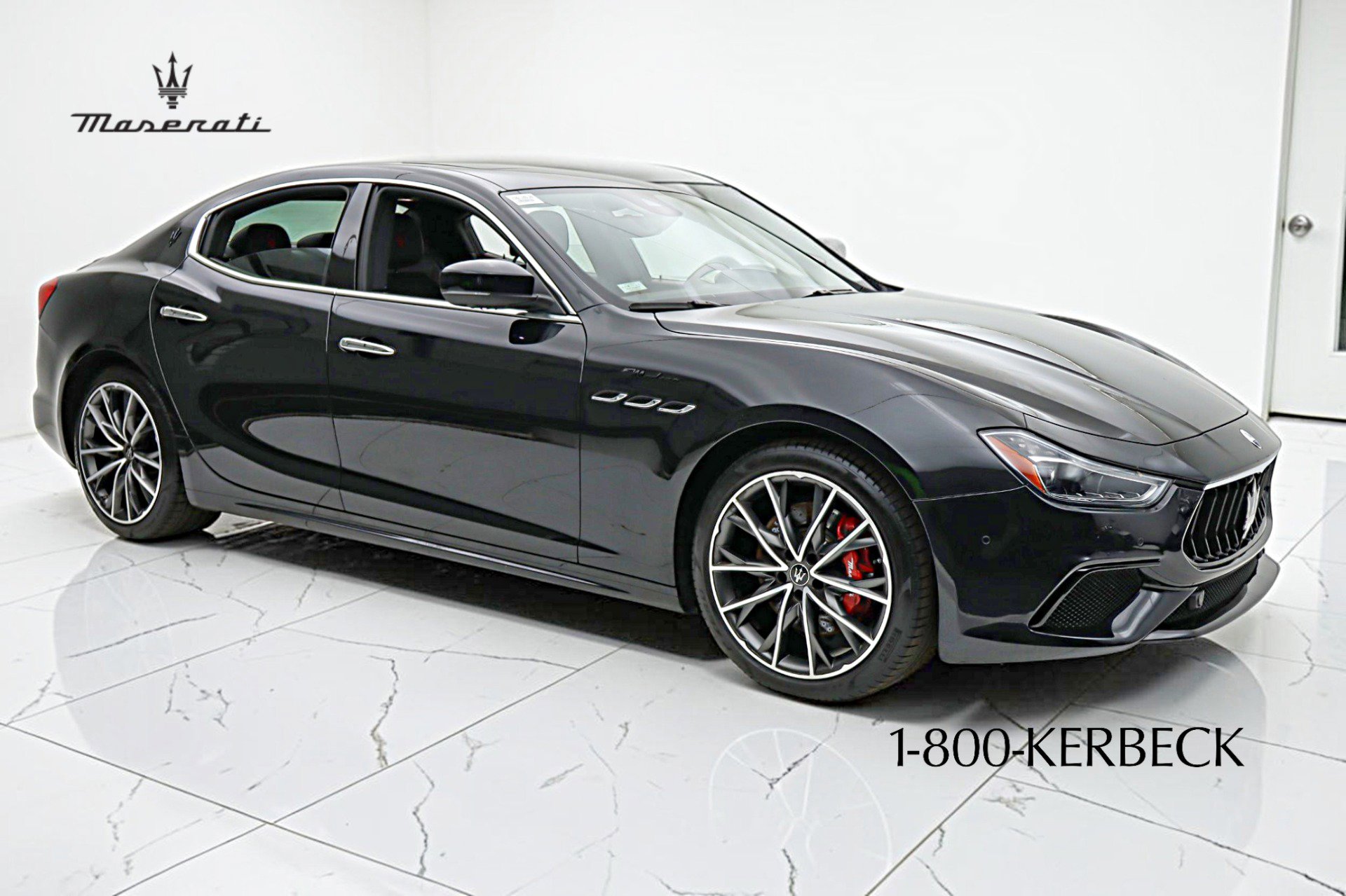 Used 2023 Maserati Ghibli Modena Q4 AWD/4WD image 15