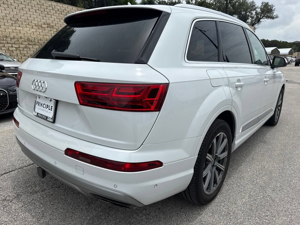 Used 2019 Audi Q7 3.0T Prestige AWD/4WD image 6