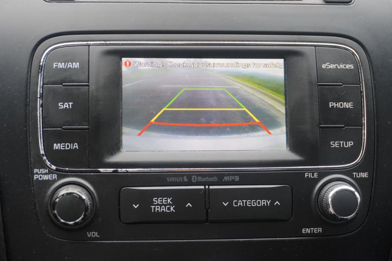 Used 2014 Kia Forte EX image 26