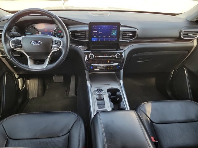 Used 2022 Ford Explorer Limited w/ Equipment Group 301A RWD image 9