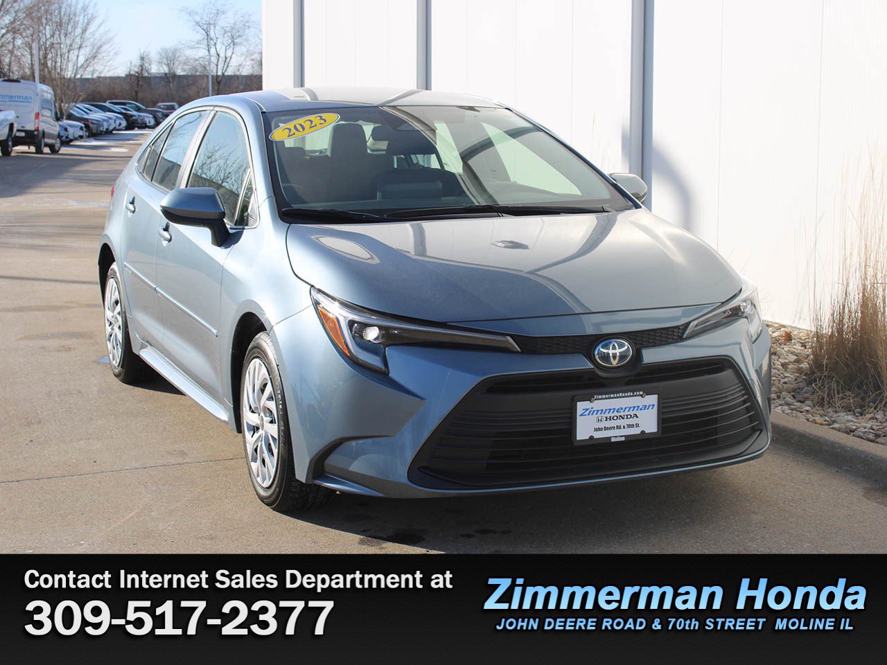 Used 2023 Toyota Corolla LE image 3