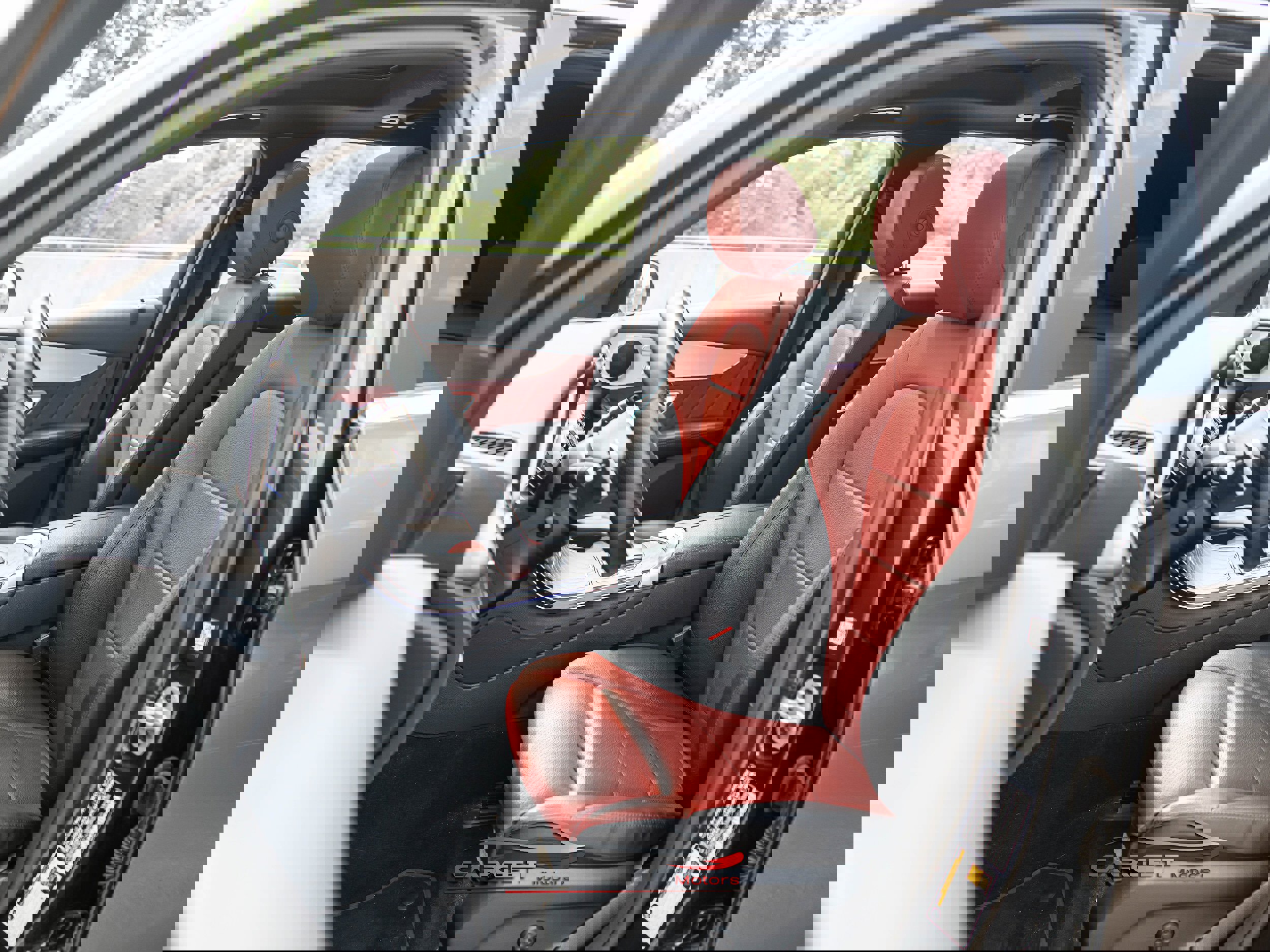 Used 2021 Mercedes-Benz GLC 300 4MATIC w/ AMG Line image 21