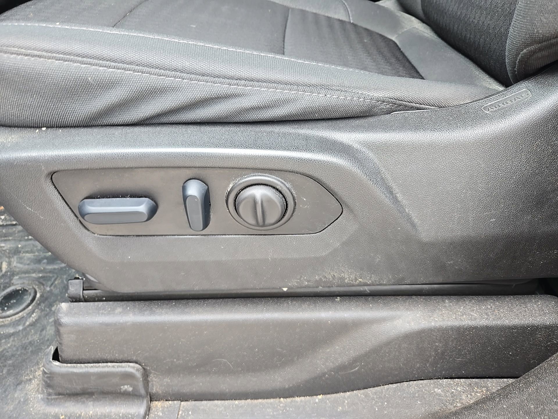 Used 2023 GMC Sierra 2500 SLE w/ SLE Convenience Package image 5