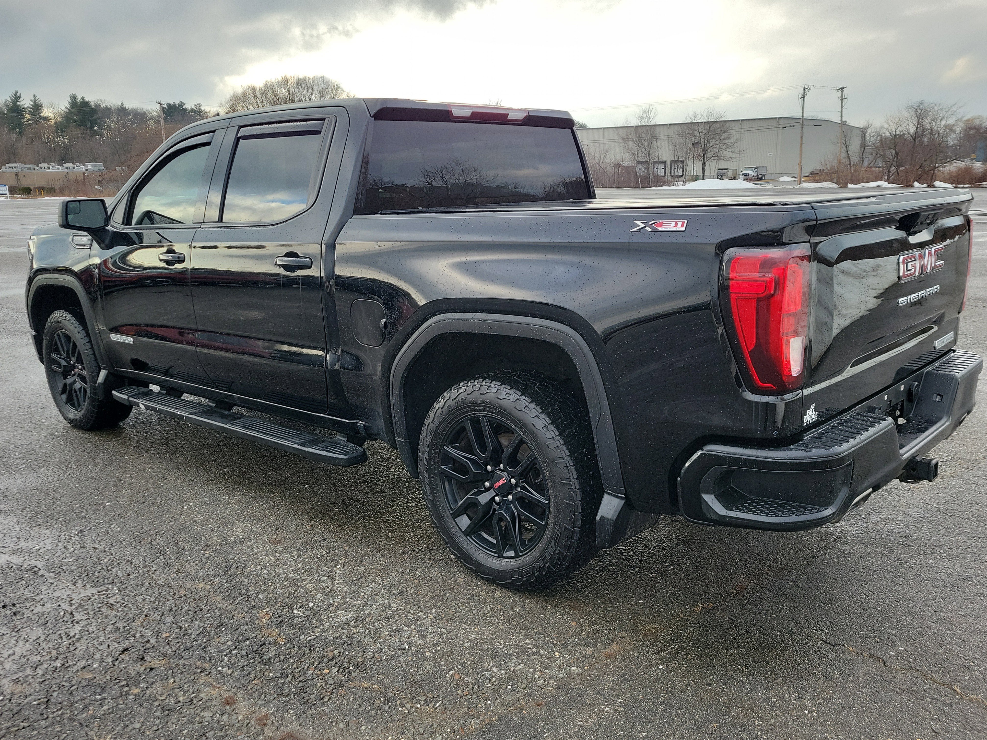 Used 2023 GMC Sierra 1500 Elevation image 7