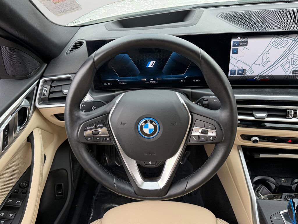 Used 2023 BMW i4 eDrive35 w/ Premium Package image 17