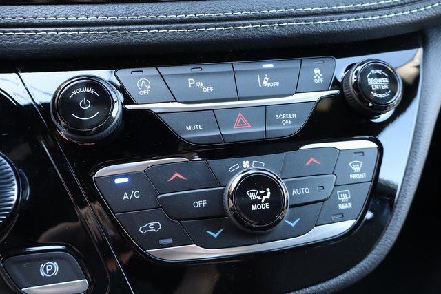 New 2026 Chrysler Pacifica Select image 22