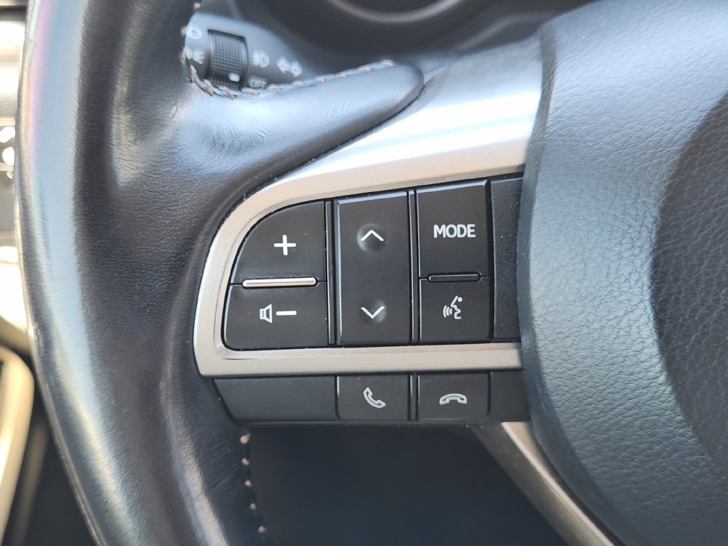 Used 2022 Lexus GX 460 Luxury w/ Off Road Package AWD/4WD image 31