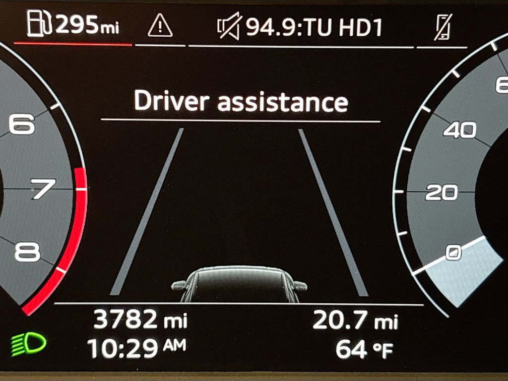 Used 2025 Audi Q3 2.0T Premium w/ Convenience Package image 10