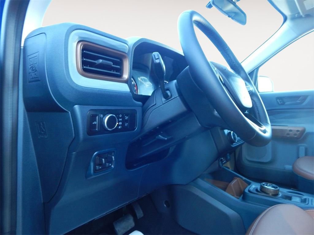 New 2024 Ford Maverick Lariat w/ 4K Tow Package image 15