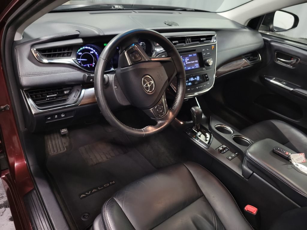 Used 2013 Toyota Avalon XLE Touring FWD image 17