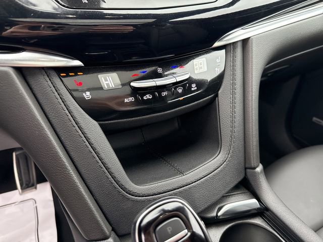Used 2024 Cadillac XT6 Sport image 30