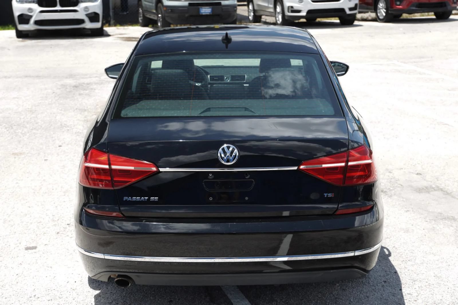 Used 2016 Volkswagen Passat 1.8T SE FWD image 5