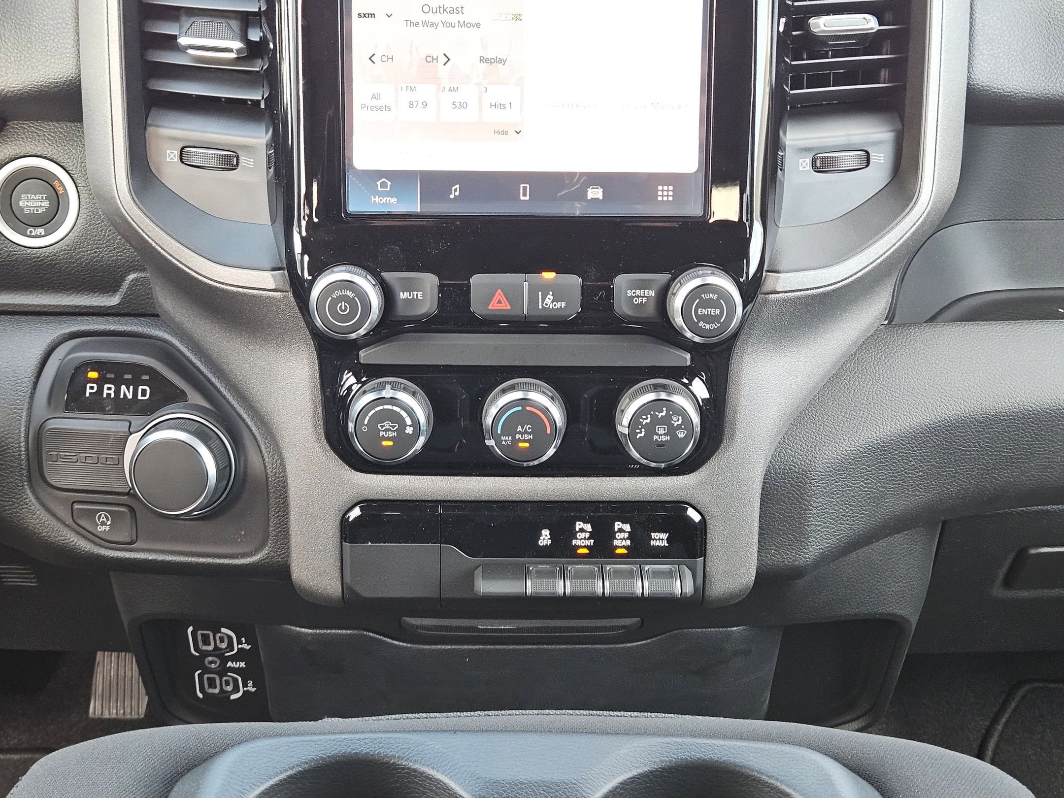 New 2026 RAM 1500 Express image 17