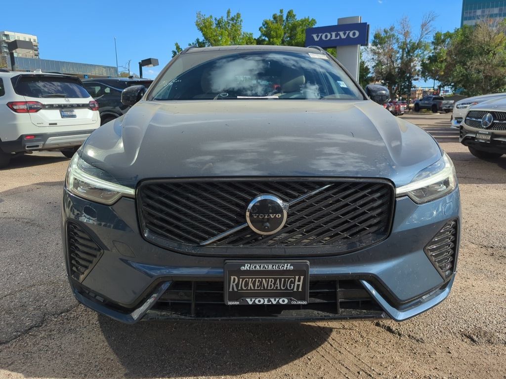 Used 2026 Volvo XC60 B5 Plus AWD/4WD image 2