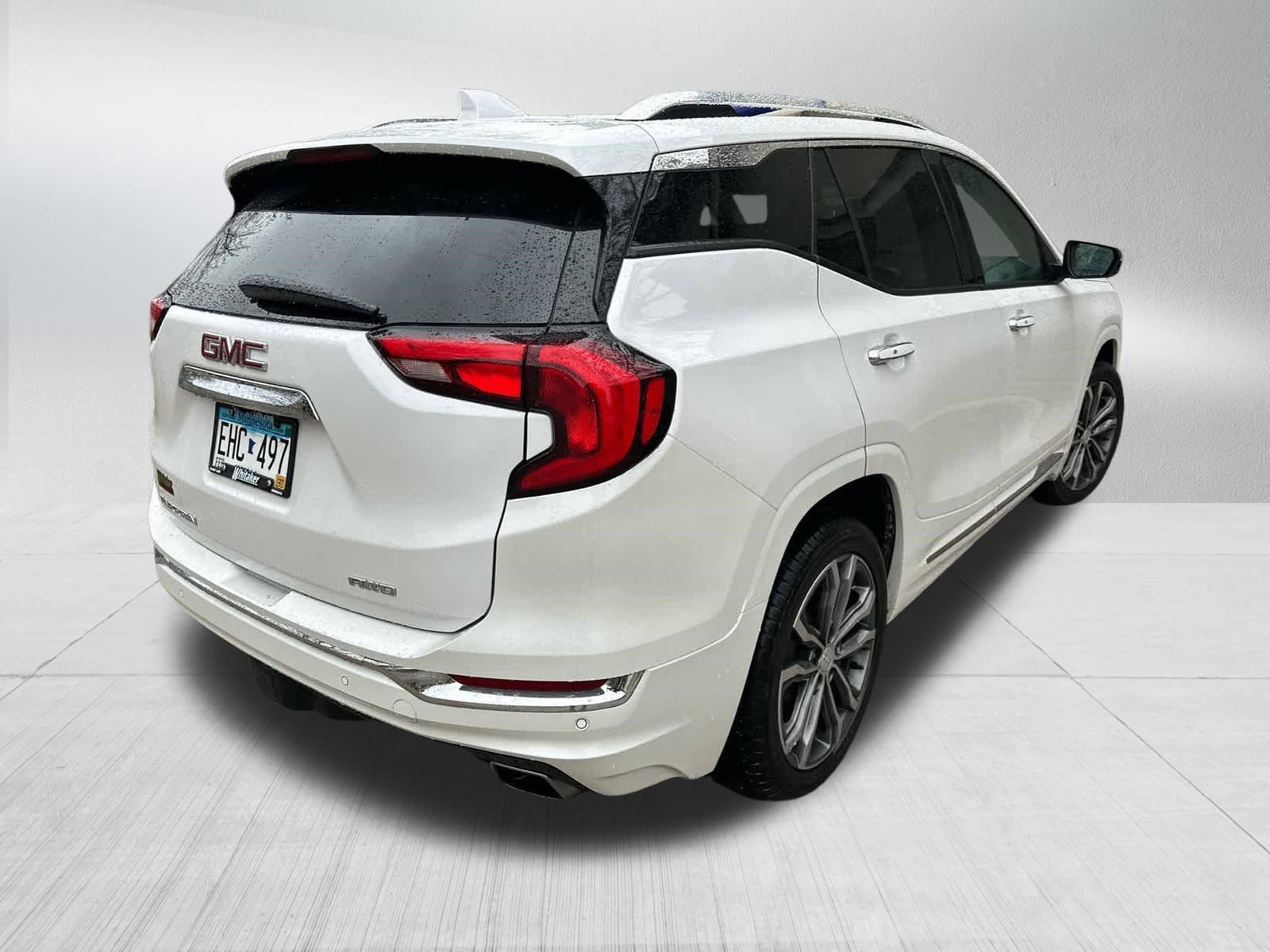 Used 2020 GMC Terrain Denali w/ Denali Premium Package AWD/4WD image 5