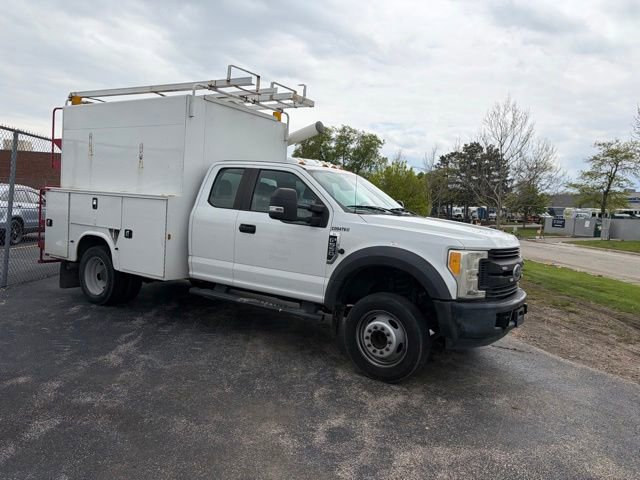 Used 2017 Ford F550 2WD SuperCab Super Duty image 3
