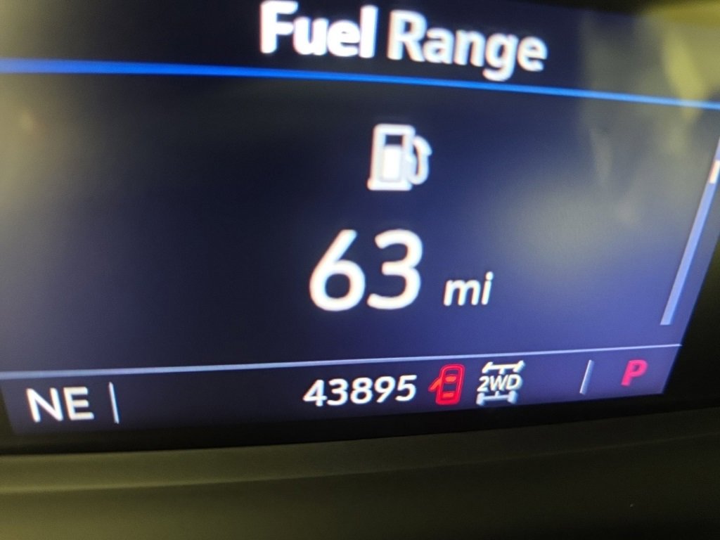 Used 2022 Cadillac XT6 Premium Luxury image 17