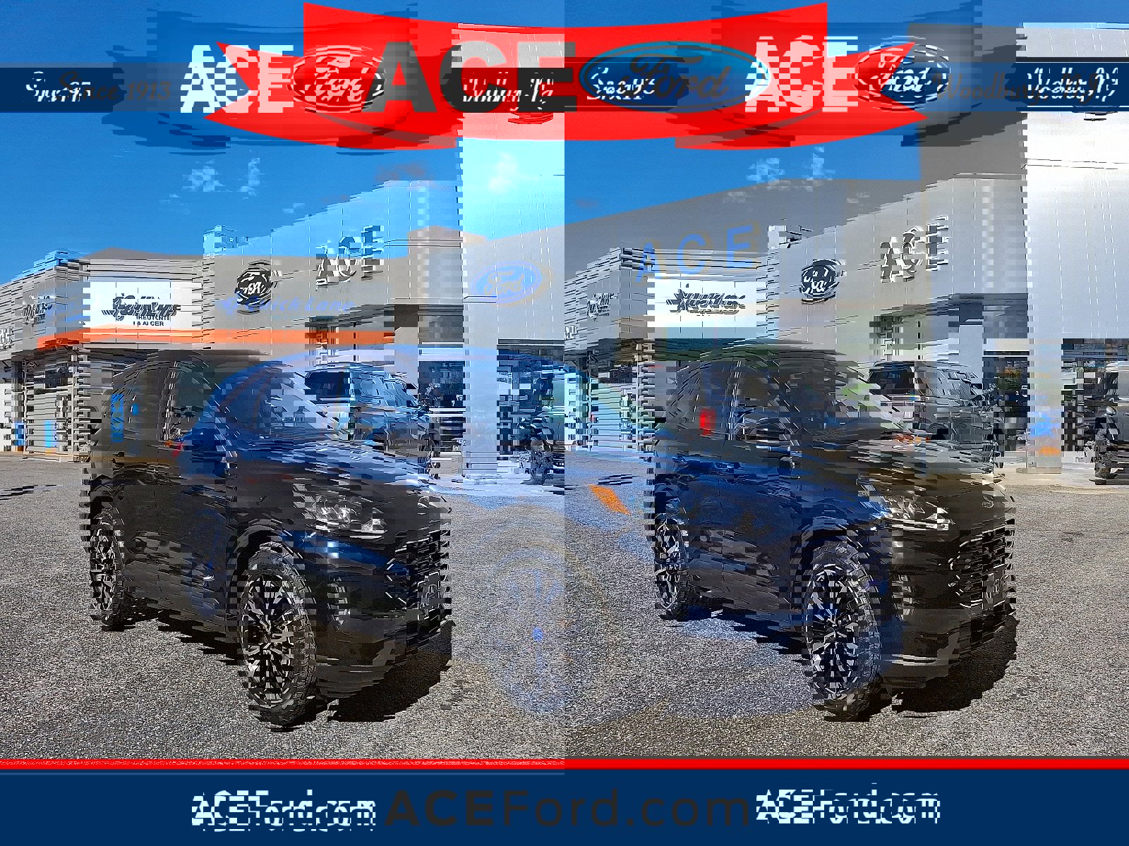 Certified 2022 Ford Escape SE w/ SE Sport Appearance Package