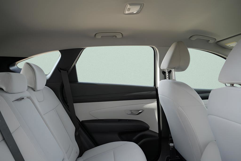 Certified 2026 Hyundai Tucson SE FWD image 14