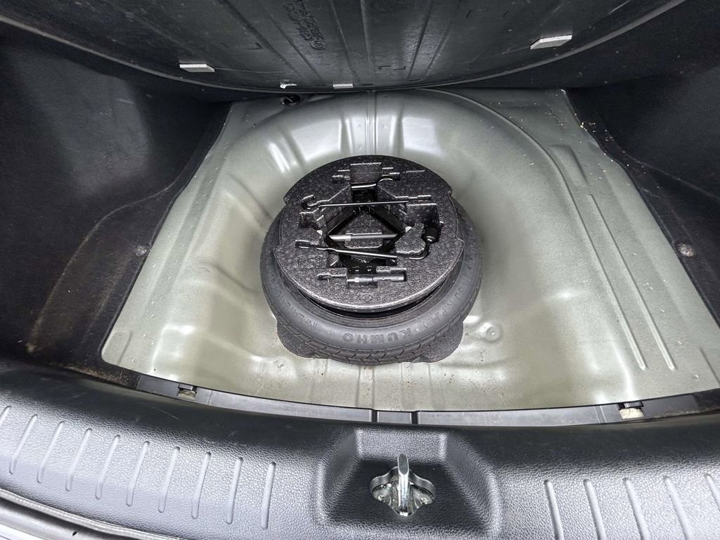 Used 2019 Kia Forte LXS image 16