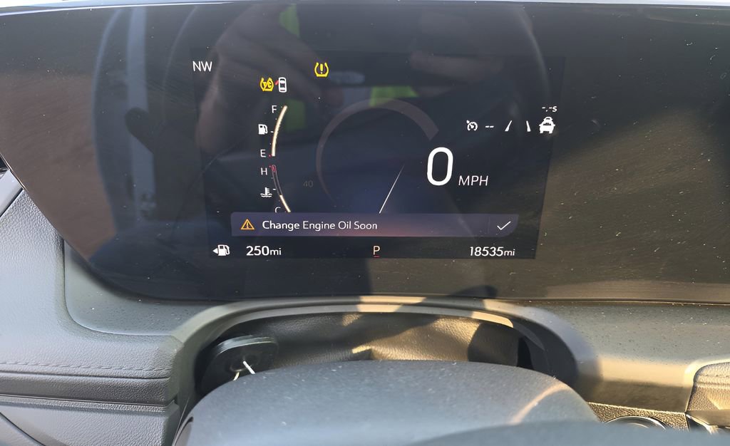 Used 2025 Buick Encore GX Preferred FWD image 9