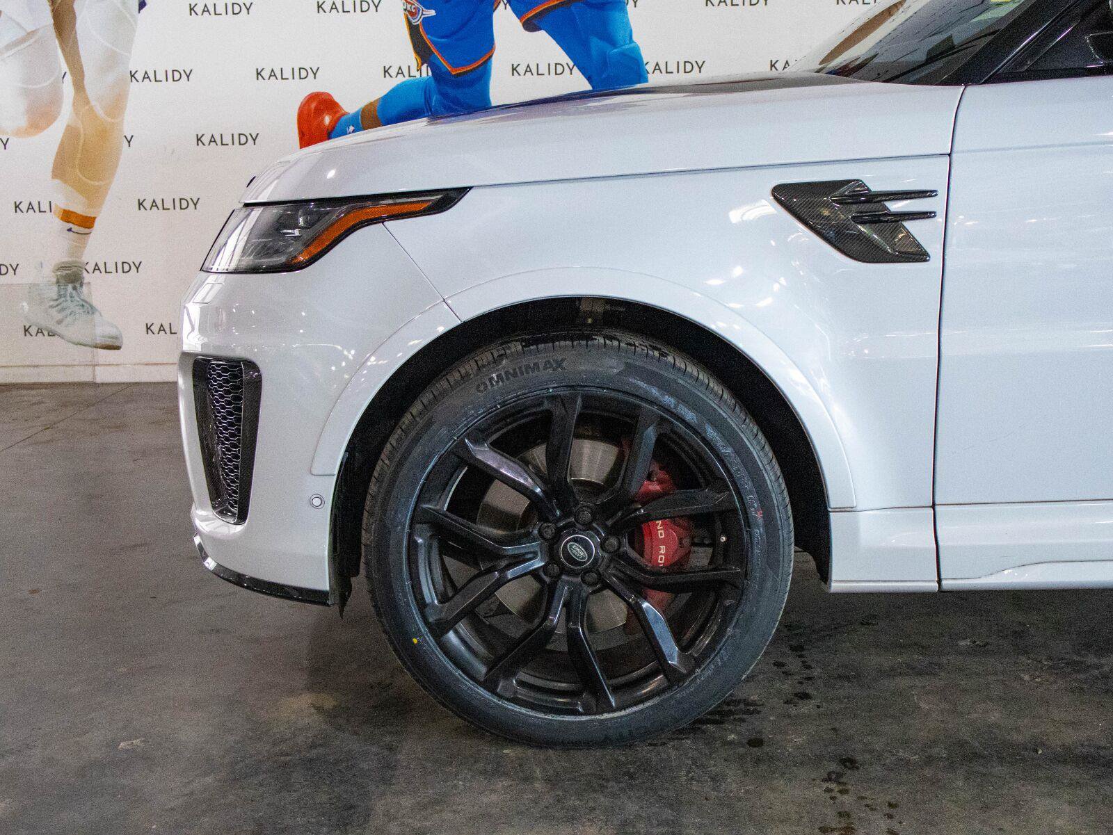 Used 2020 Land Rover Range Rover Sport SVR AWD/4WD image 17