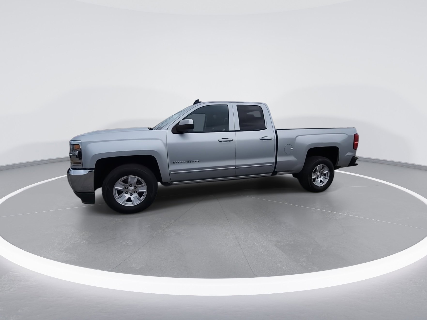 Used 2016 Chevrolet Silverado 1500 LT w/ All Star Edition image 4