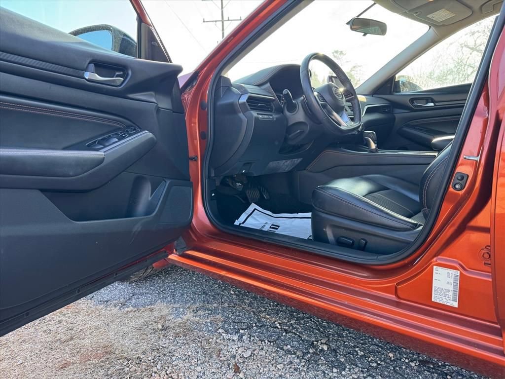 Used 2019 Nissan Altima 2.5 SR image 14