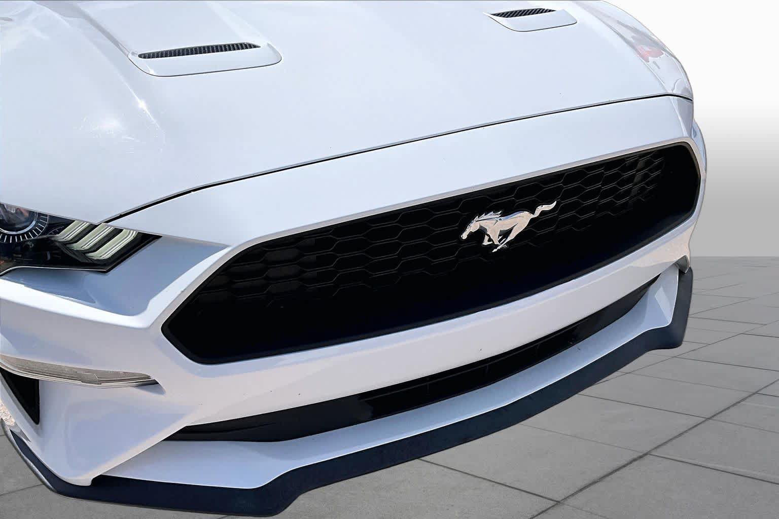 Used 2022 Ford Mustang Premium RWD image 28