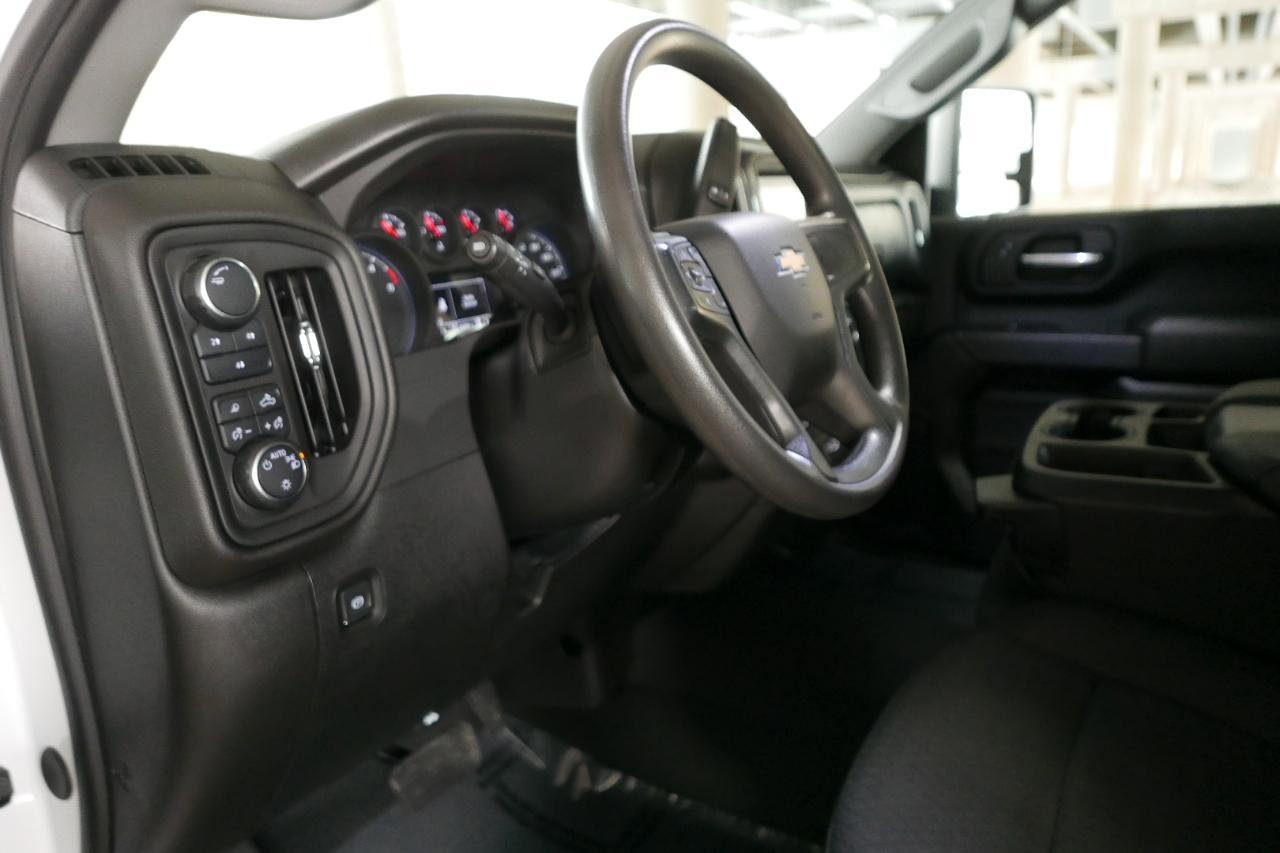 Used 2024 Chevrolet Silverado 2500 Custom w/ Custom Value Package image 20