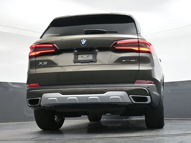Used 2021 BMW X5 xDrive40i w/ Premium Package AWD/4WD image 31