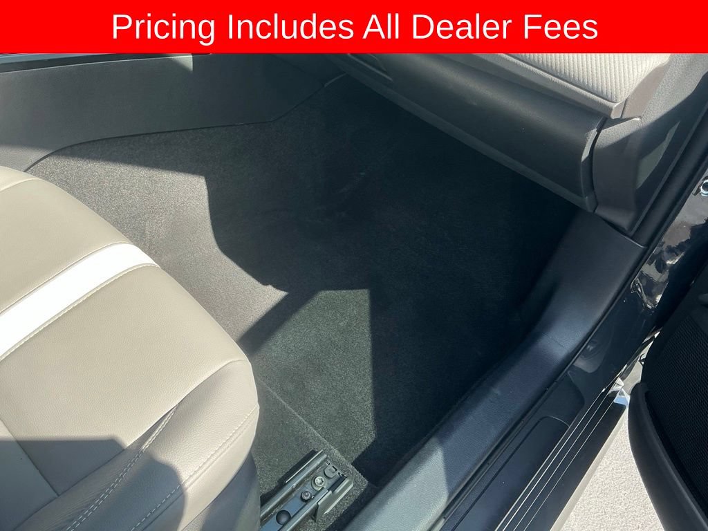 Used 2025 Toyota Camry SE w/ Convenience Package AWD/4WD image 21