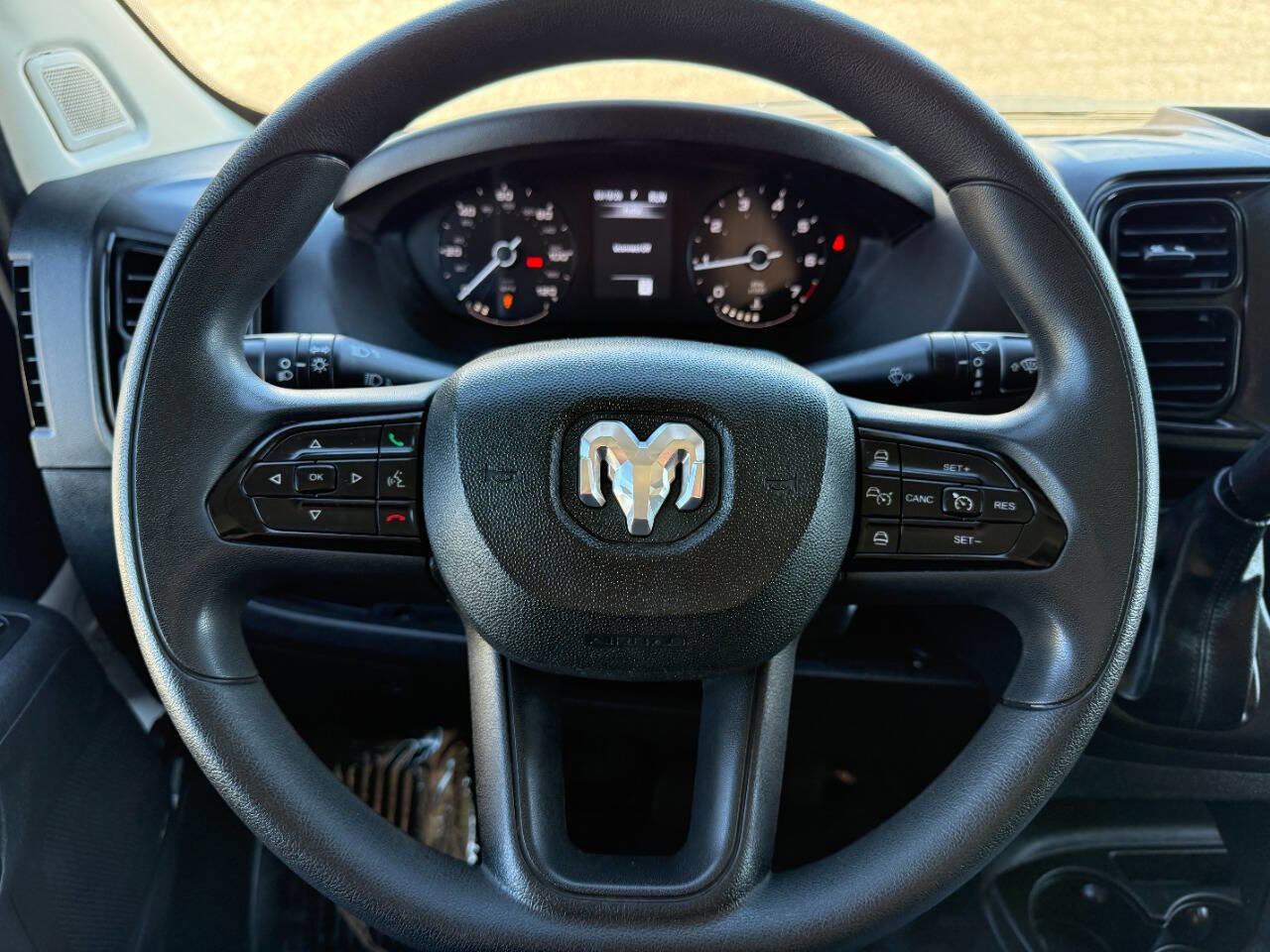 Used 2024 RAM ProMaster 2500 w/ Convenience Group image 26