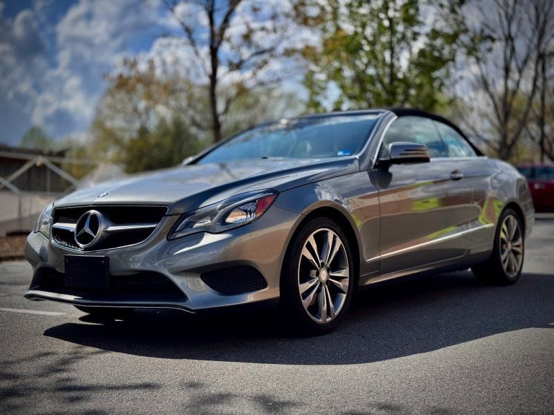 Used 2015 Mercedes-Benz E 400 Cabriolet image 3