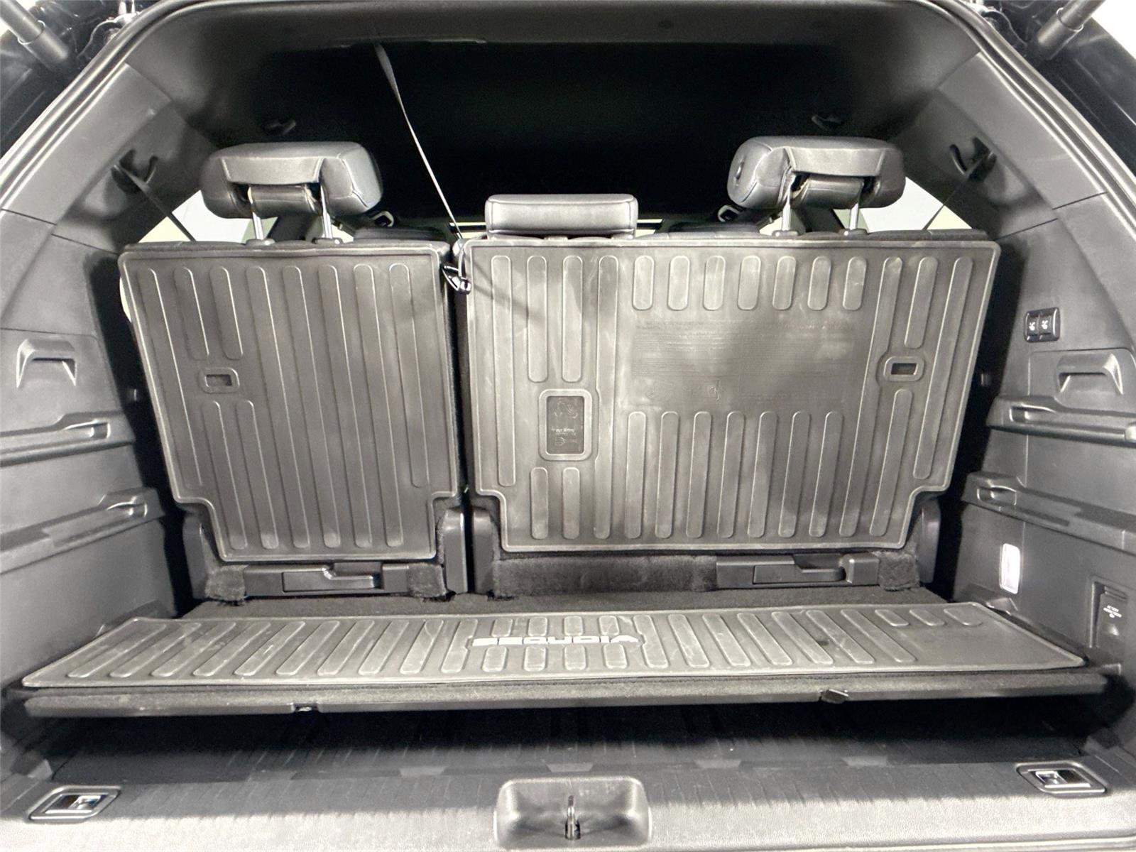 Certified 2024 Toyota Sequoia Platinum image 40