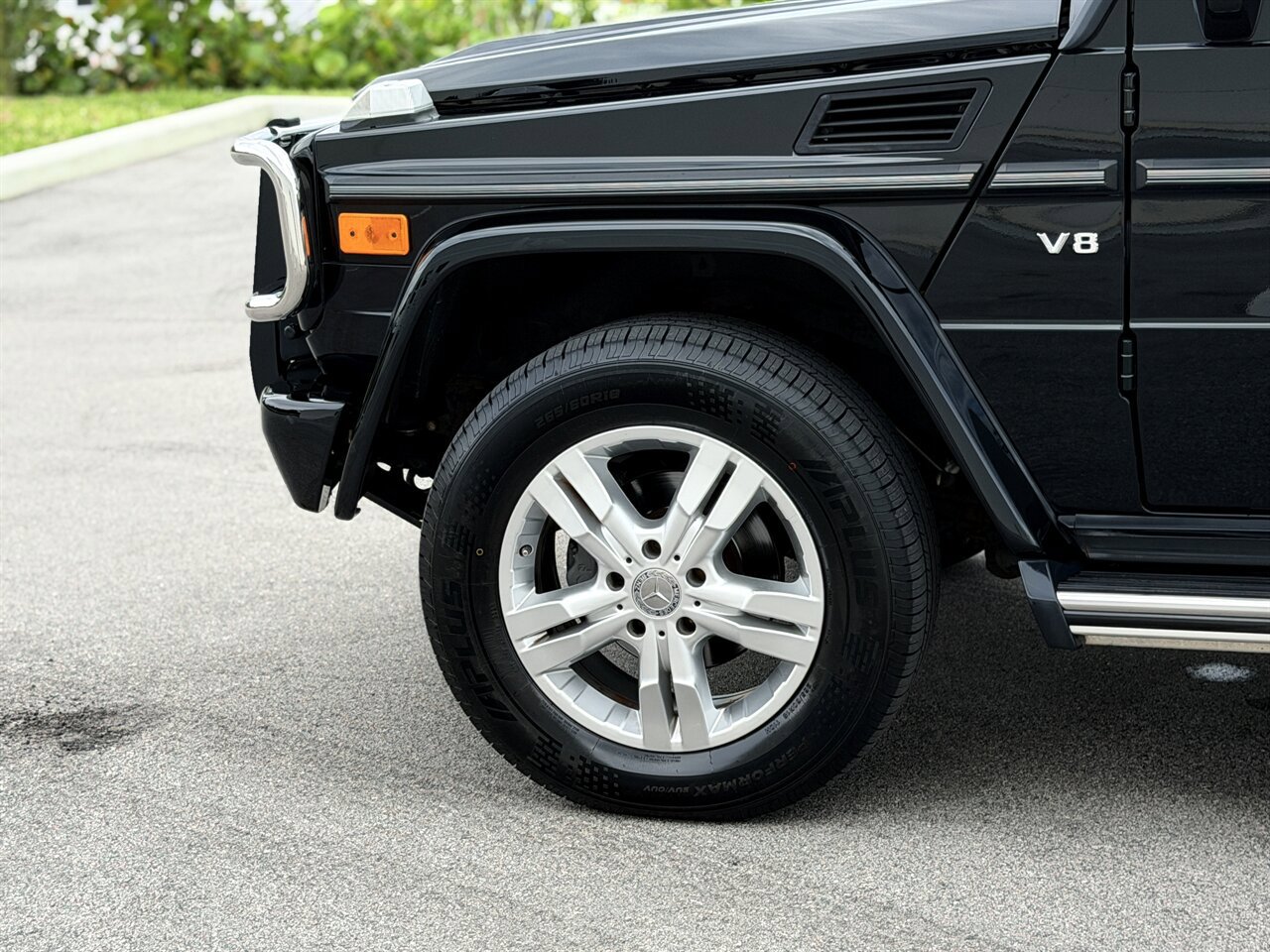 Used 2010 Mercedes-Benz G 550 image 30