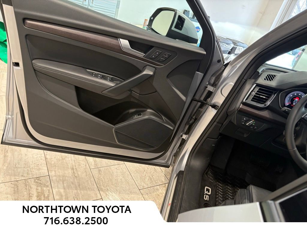 Used 2022 Audi Q5 2.0T Premium Plus image 22