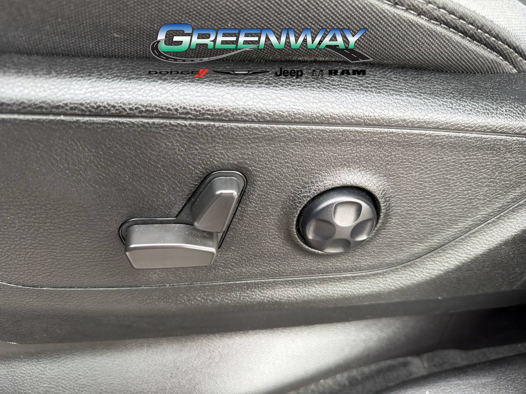 Used 2021 RAM 1500 Big Horn RWD image 16