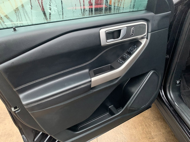 Used 2023 Ford Explorer XLT w/ Class IV Trailer Tow Package image 25