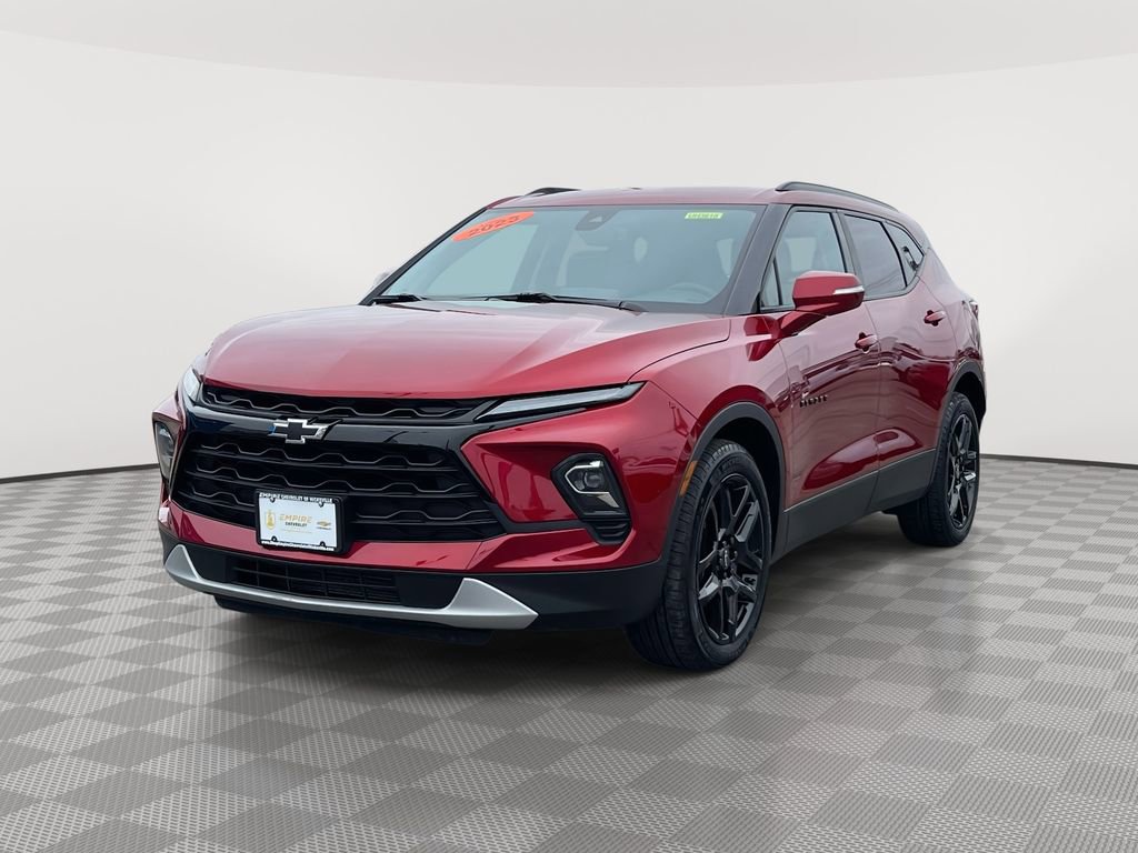 Used 2023 Chevrolet Blazer LT w/ LPO, Black Grille Bar Package AWD/4WD image 3