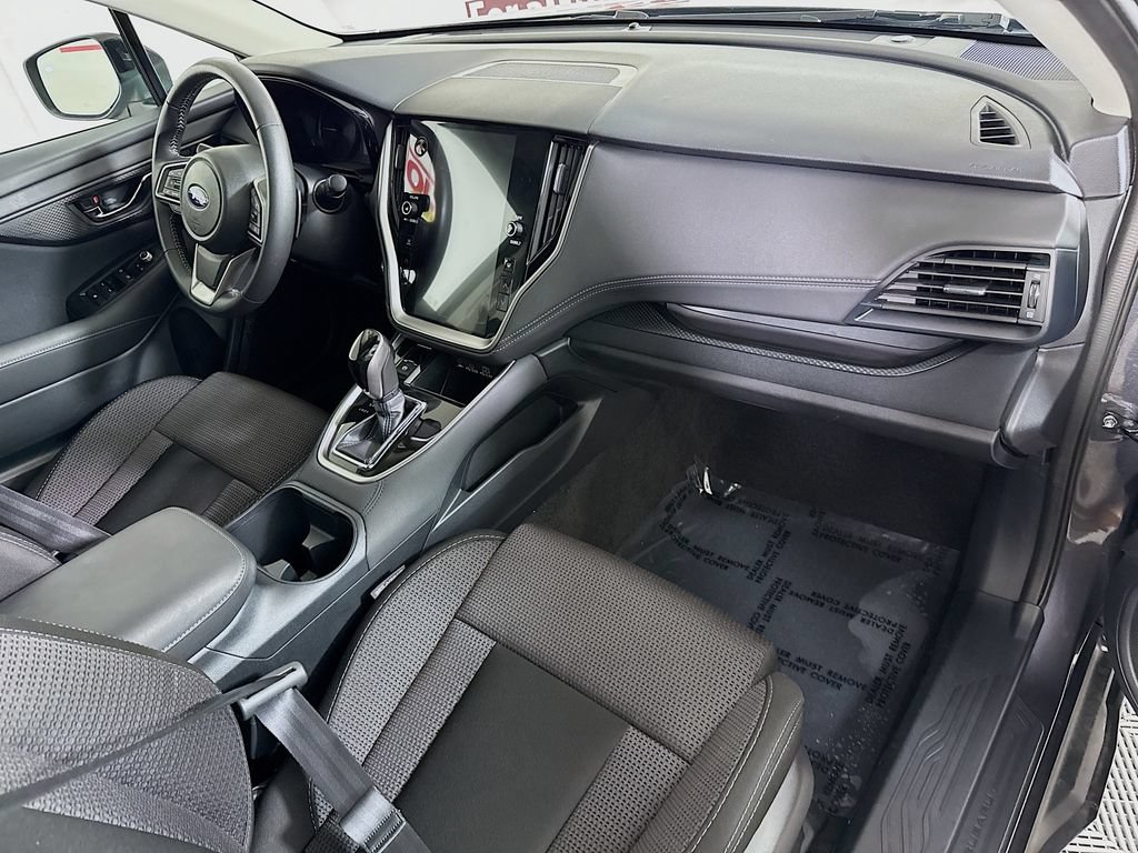 Certified 2025 Subaru Outback Premium w/ Popular Package #1 AWD/4WD image 33