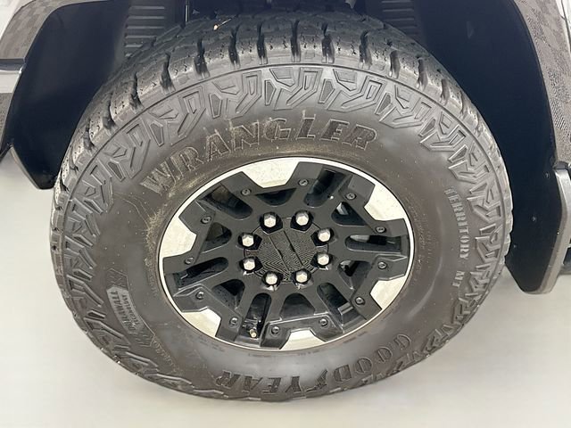 Used 2024 GMC Hummer EV 2X w/ Extreme Off-Road Package image 34