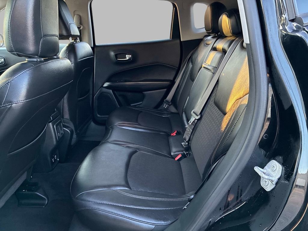 Used 2018 Jeep Compass Latitude w/ Popular Equipment Group image 2