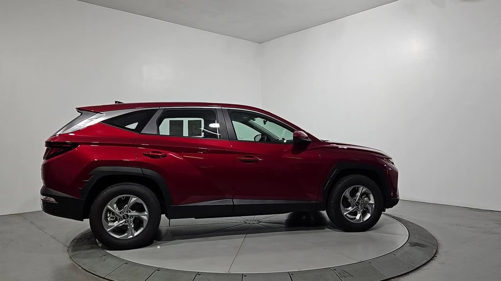 Used 2024 Hyundai Tucson SE image 7