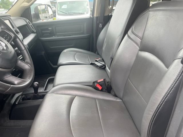 Used 2020 RAM 2500 Tradesman w/ Chrome Appearance Group AWD/4WD image 12